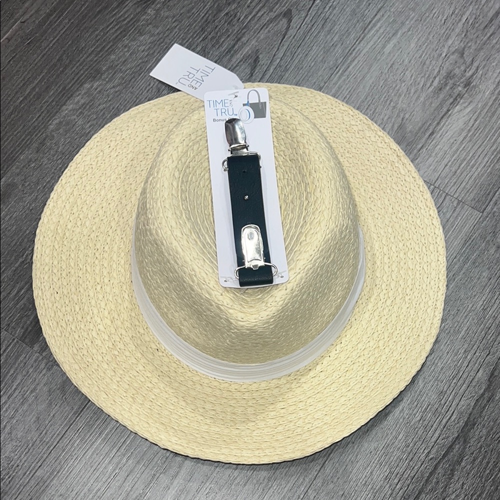 Time and Tru Beige Straw Hat with bonus clip